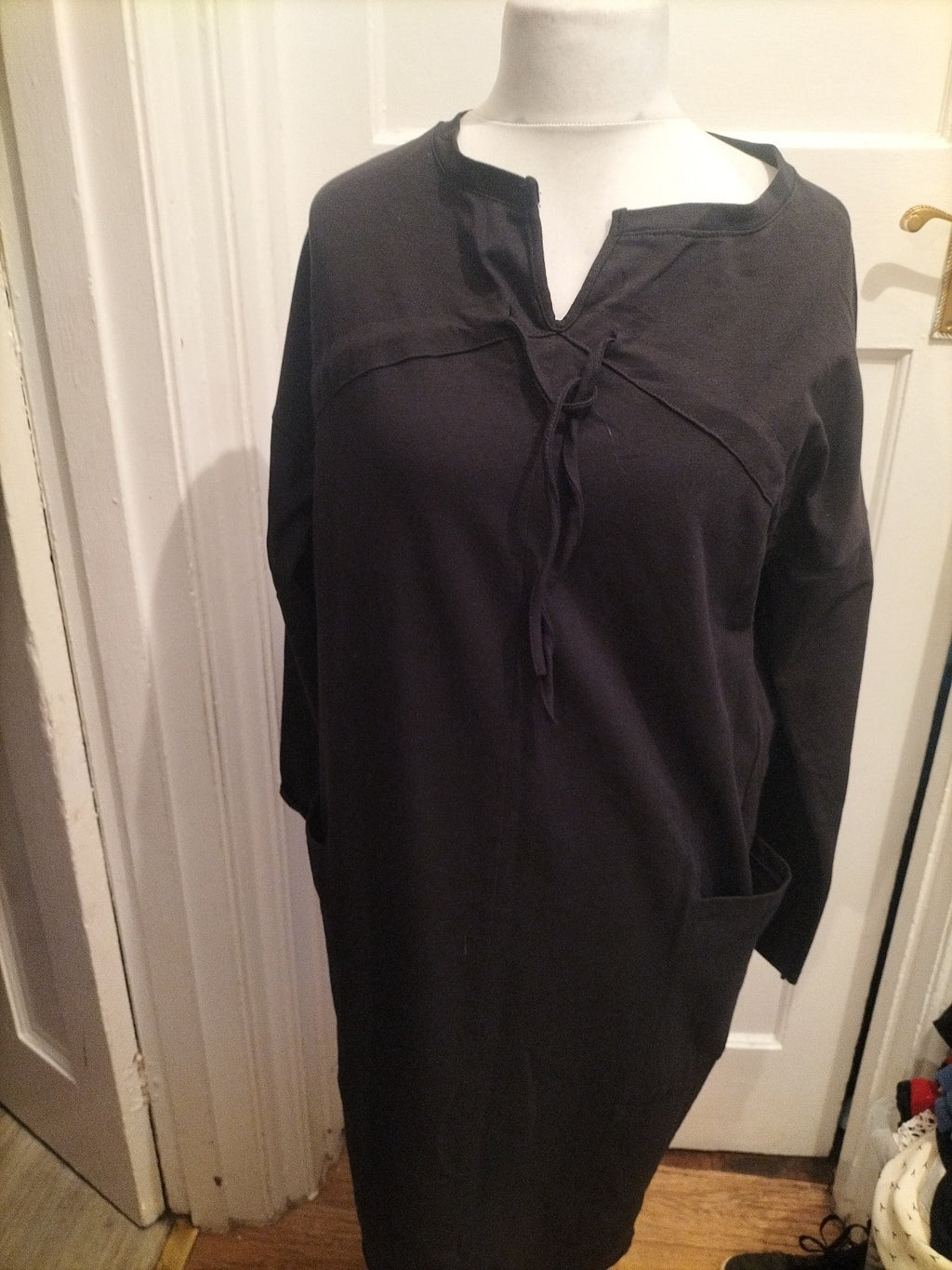 Ladies Size Large Black Dress Long Sleeved