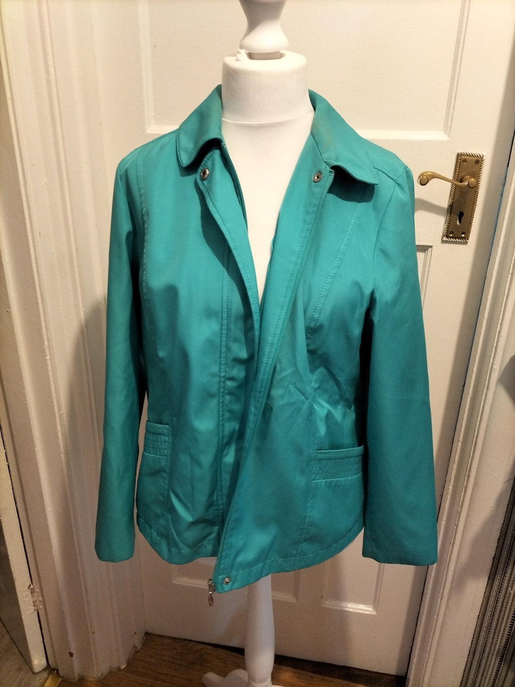 Ladies BM Collection Size Medium Turquoise Jacket