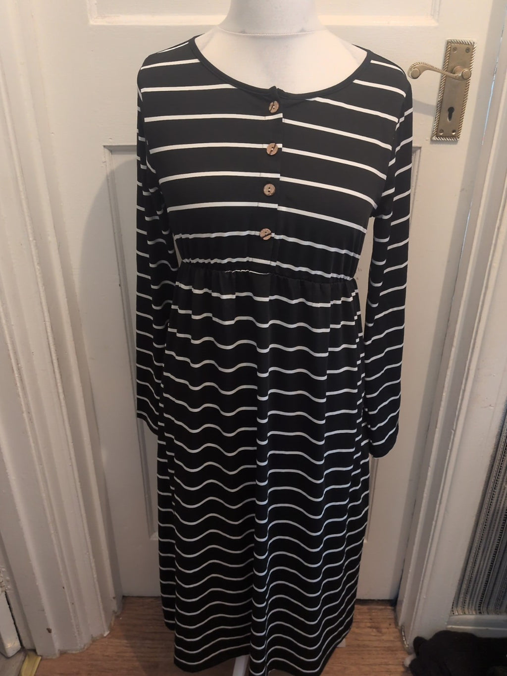 Shein Large Black Striped White Long Sleeve Dress