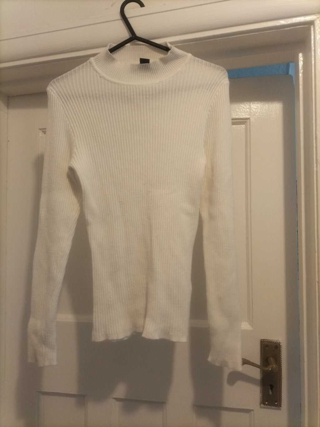 Primark Size Medium White Round Neck Long Sleeve Top