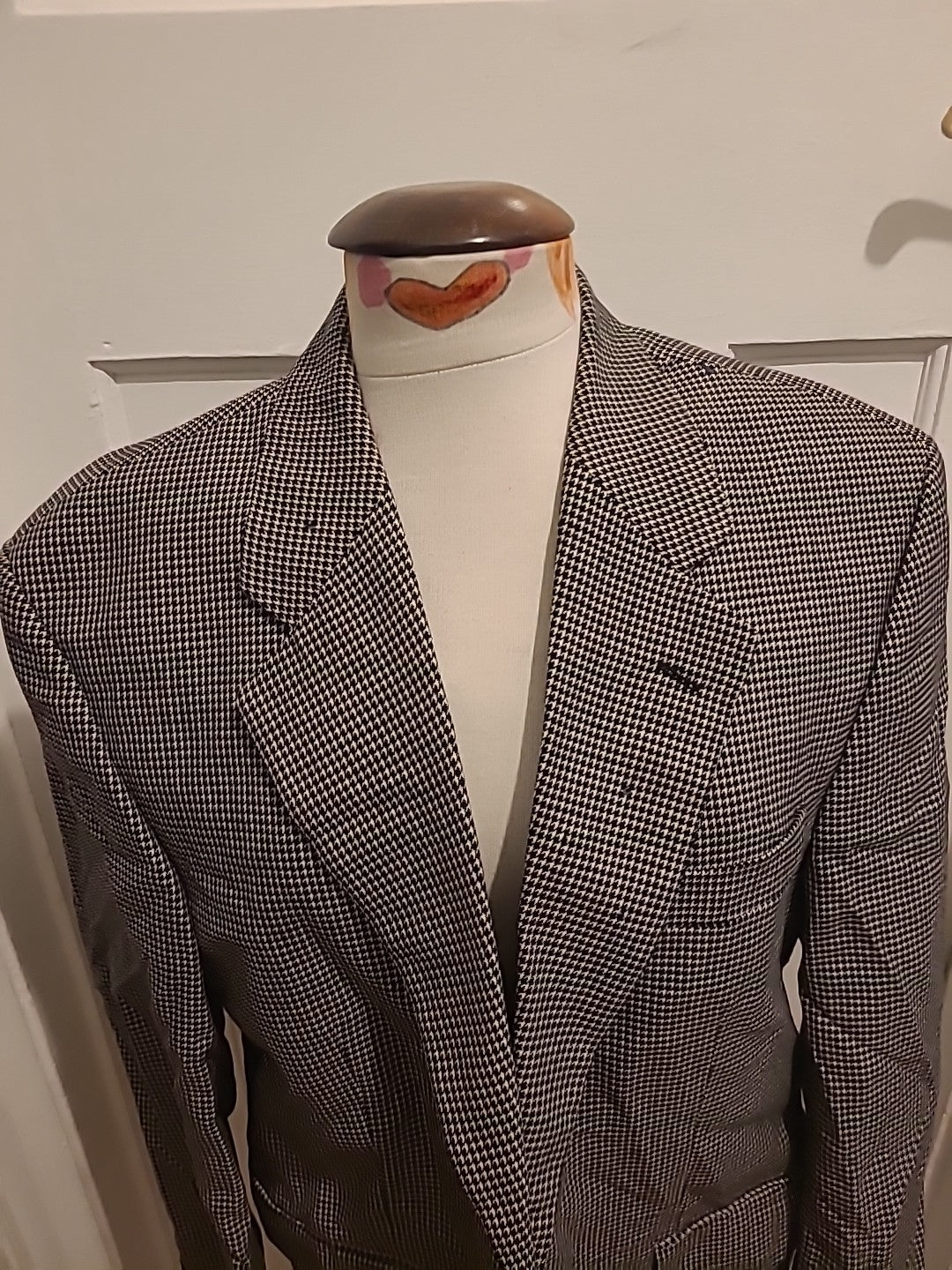 Mens Burton Size 42S Black/Ivory Padded Lined Blazer