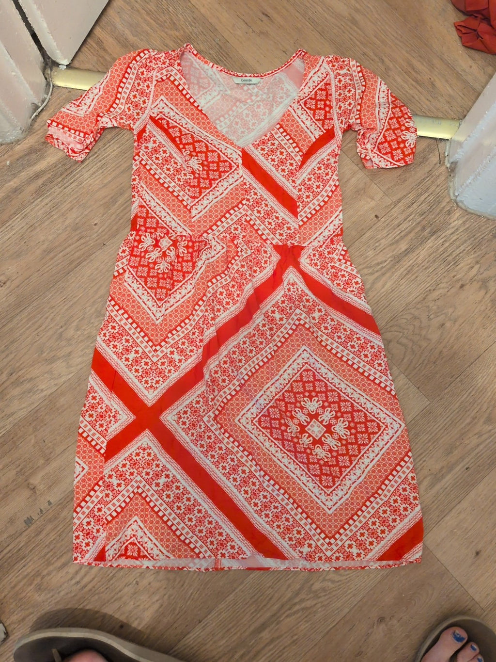 George 10 Red And White Pattern Short Sleeved Dress