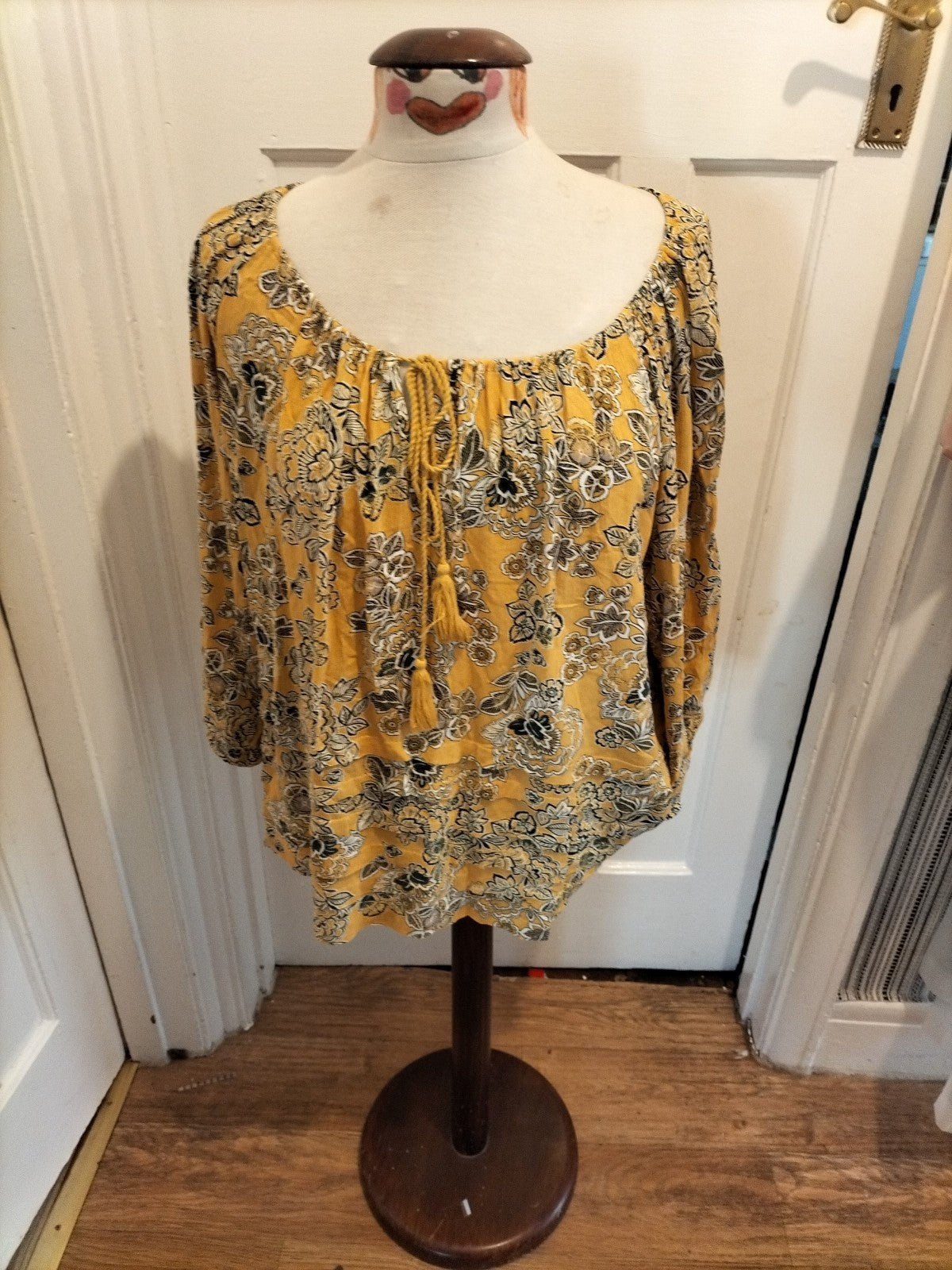 Ladies Bonmarche Size 16 Yellow Floral Long Sleeved Blouse