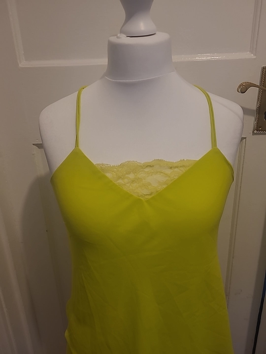 Ladies New Look Size 14 Neon Lime Sleeveless Tshirt