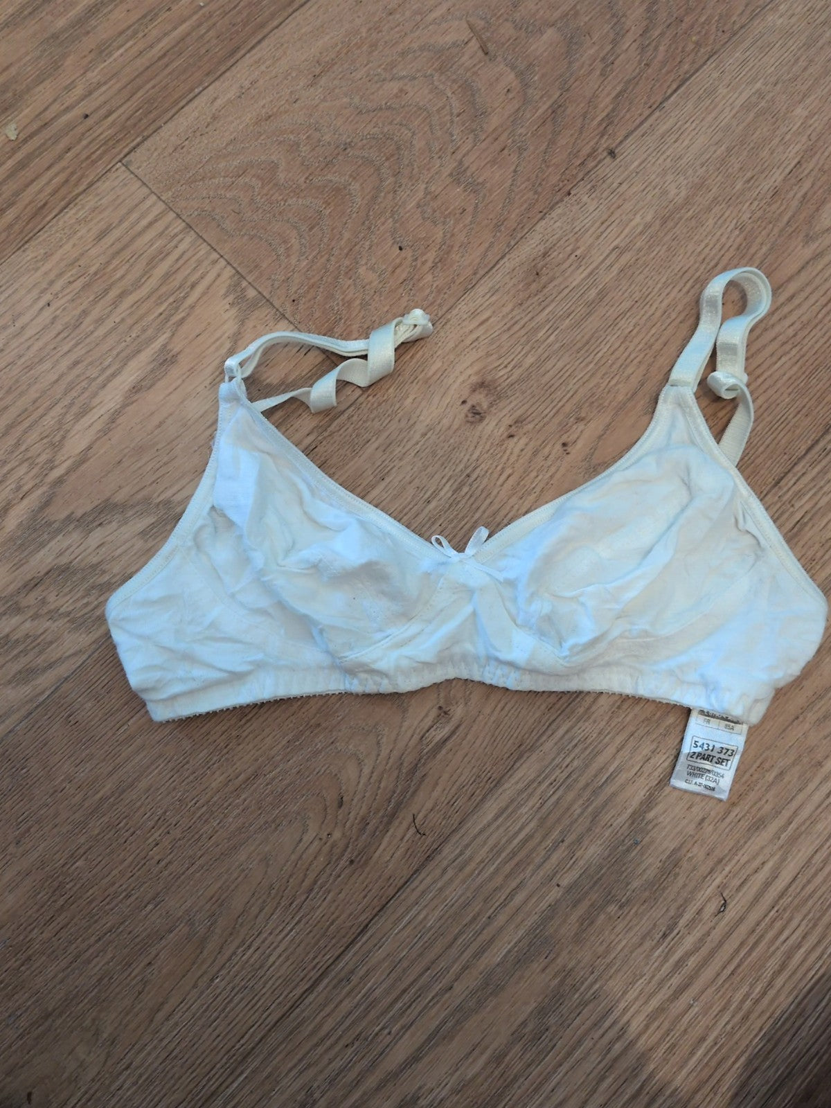 St Micheal 32a White No Pad No Wire Bra