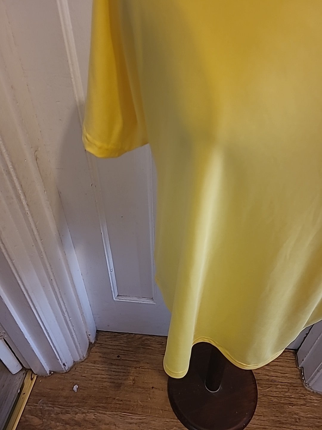 Ladies Shein Size Large Yellow Short Sleeved Tshirt