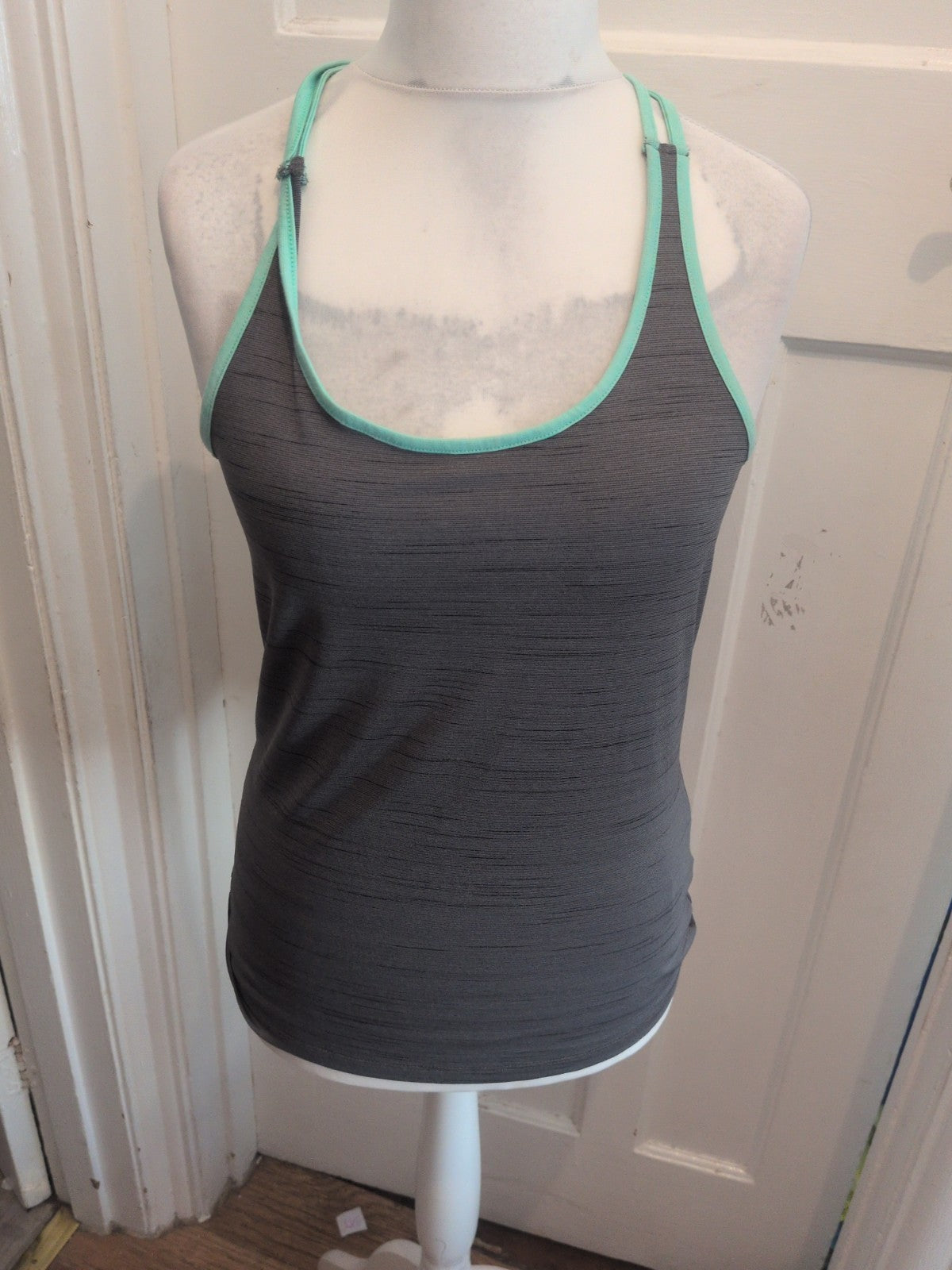 Crivit 14-16 Turquoise And Charcoal Leggings Crop