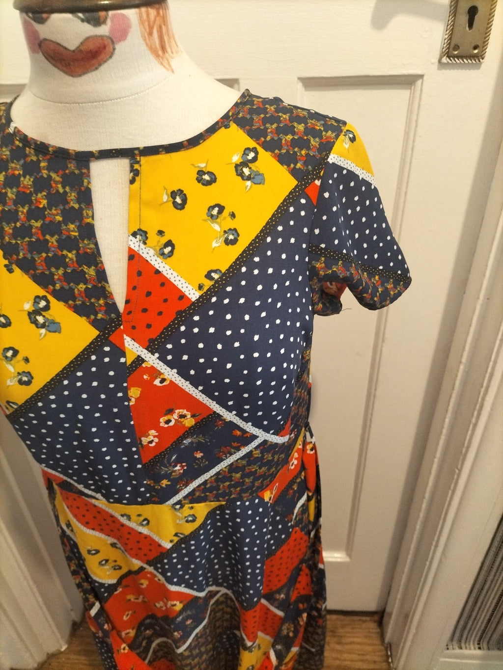 Ladies Tu Size 8 Multi Coloured Cap Sleeved Dress