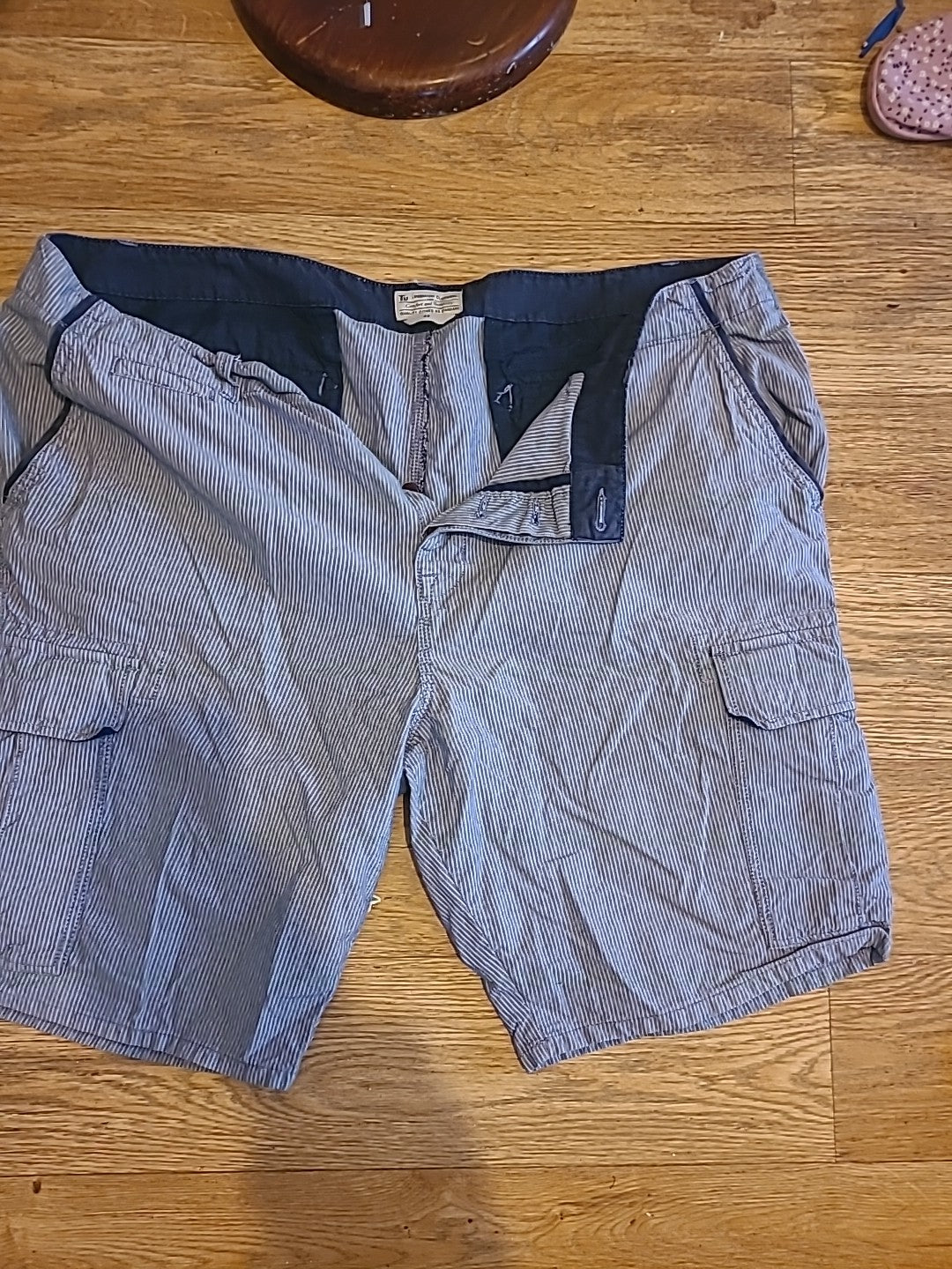 Mens Tu Size 44" Grey And White Striped Chino Shorts