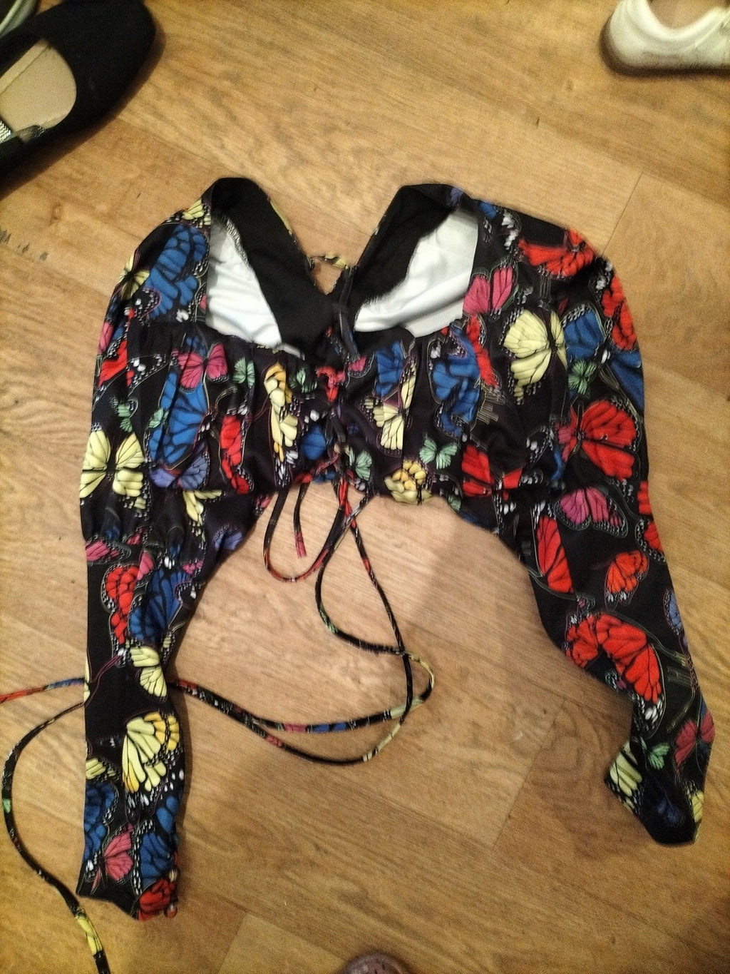 Ladies Jaded Size Large Bright Butterfly Top