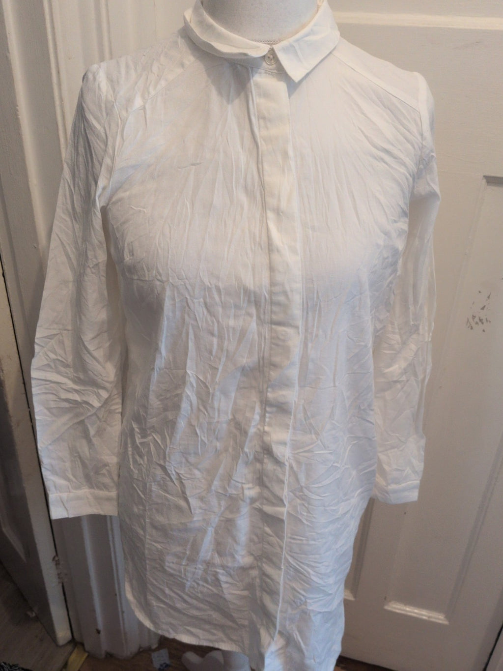 ASOS 8 White Long Sleeve Button Shirt Dress