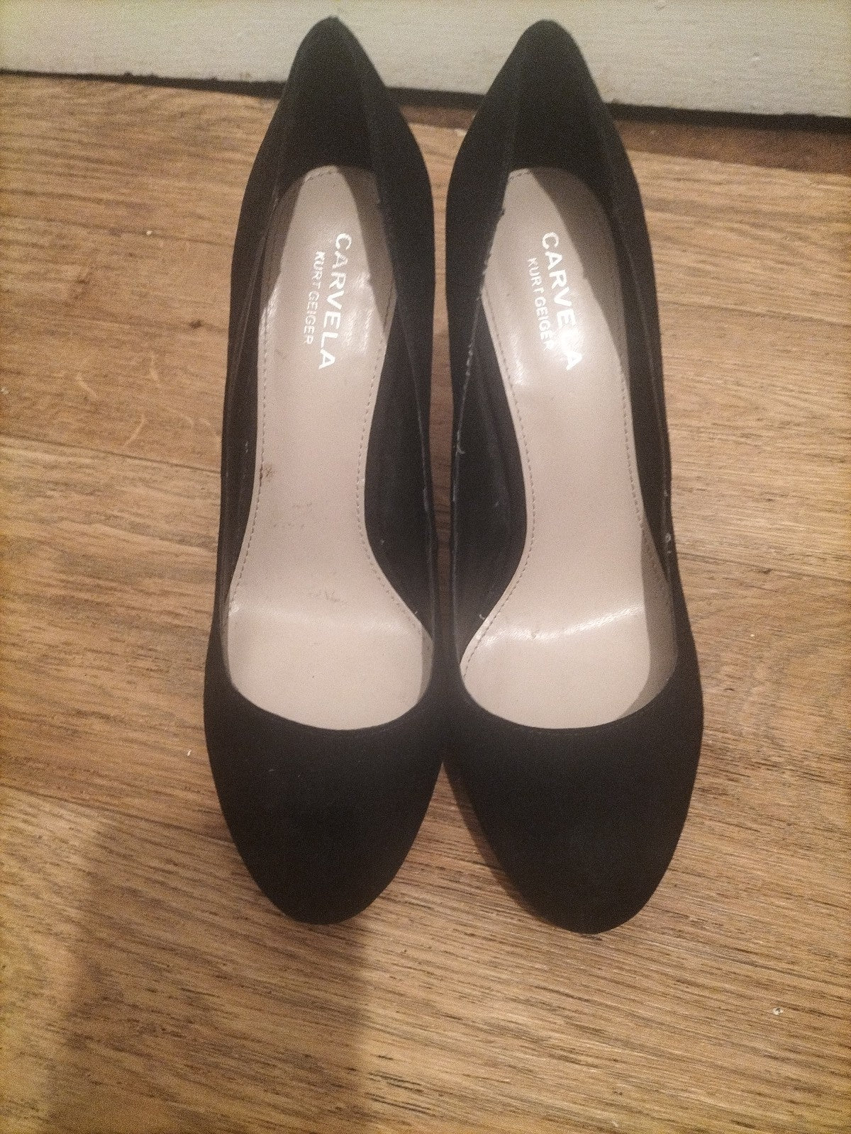 Ladies Carvella Kurt Geiger Size Euro 39 Black Heels