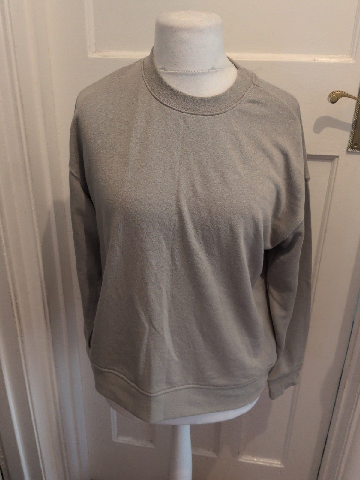 Primark 10-12 Small Green Jumper