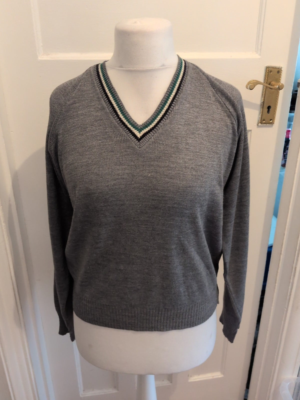 Chantry 36" Grey V Neck Long Sleeve Jumper