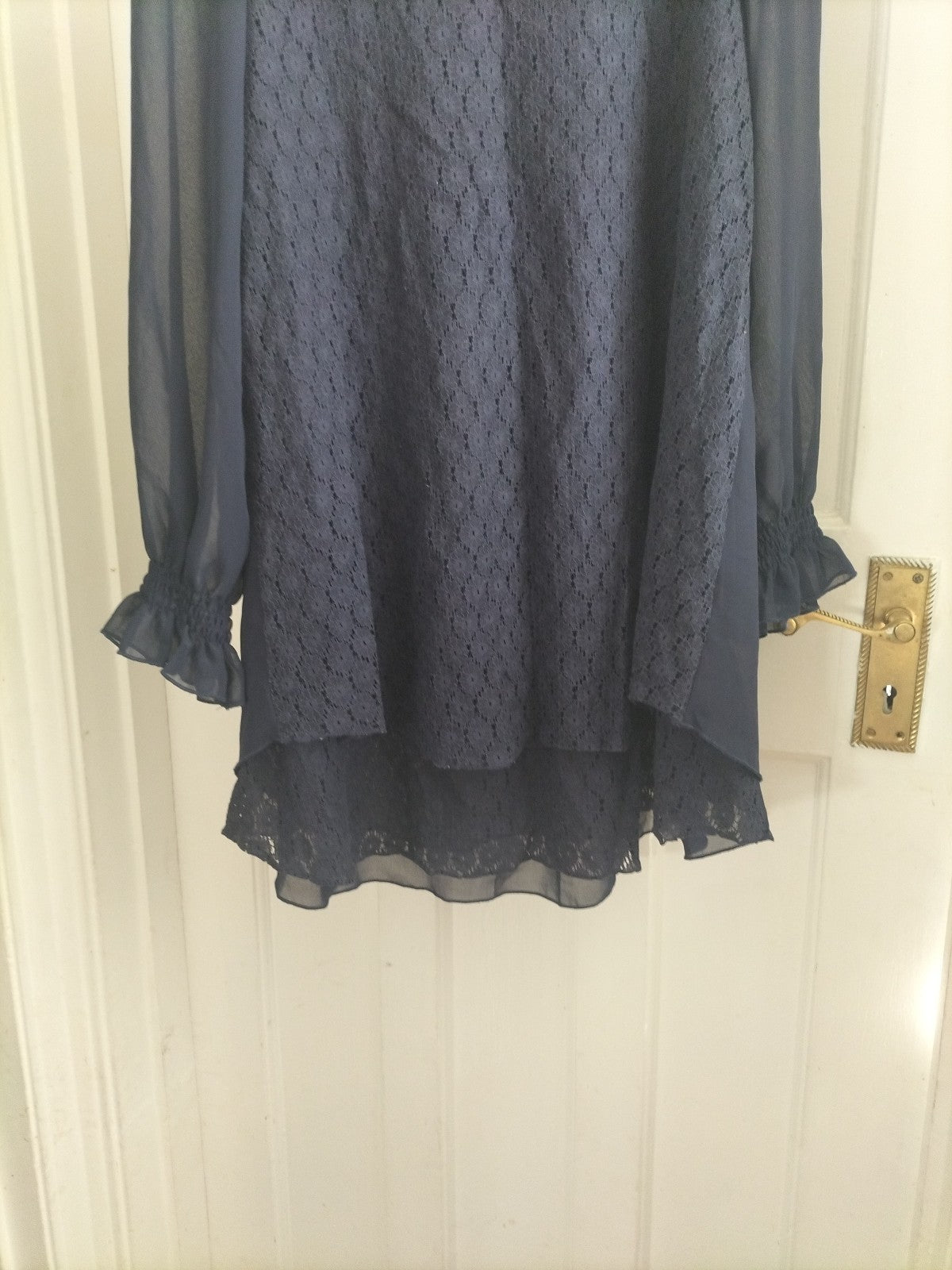 Ladies Select Size 8 Navy Long Sleeved Dress