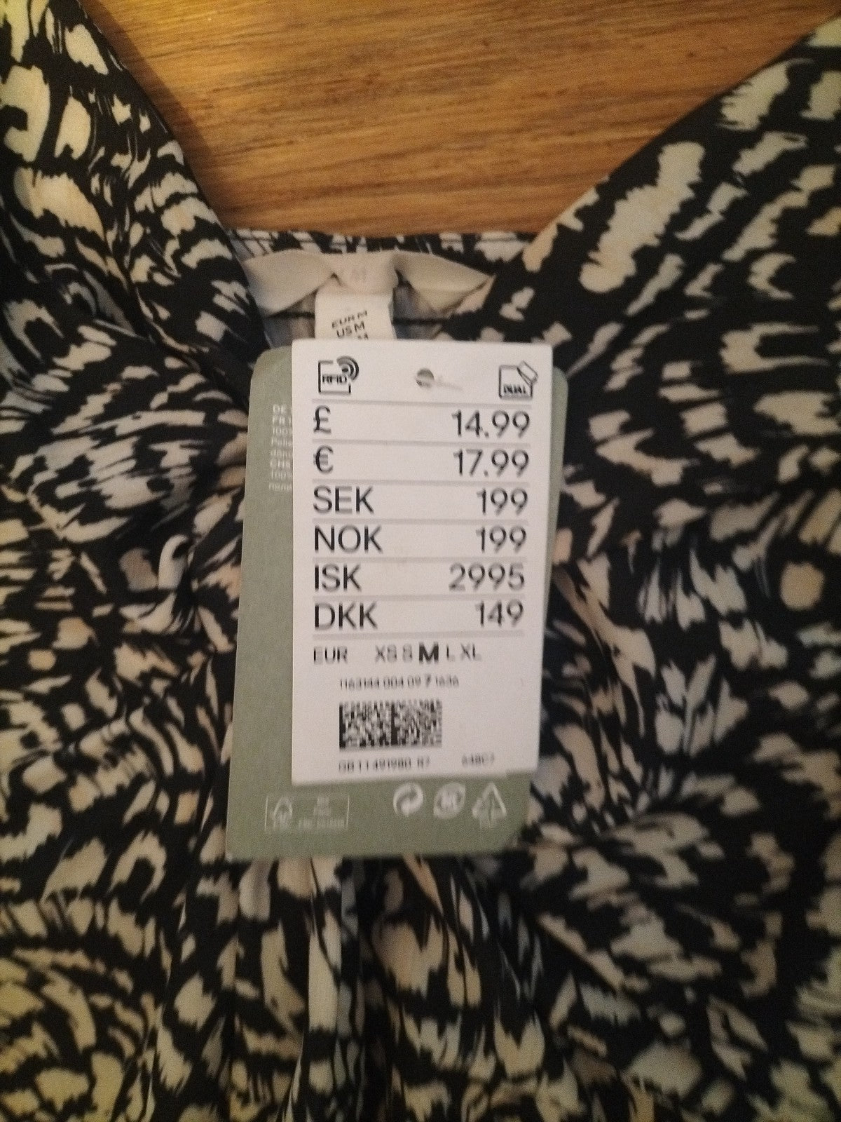 Brand New Ladies H&M Size M Black And Ivory Sleeveless Dress