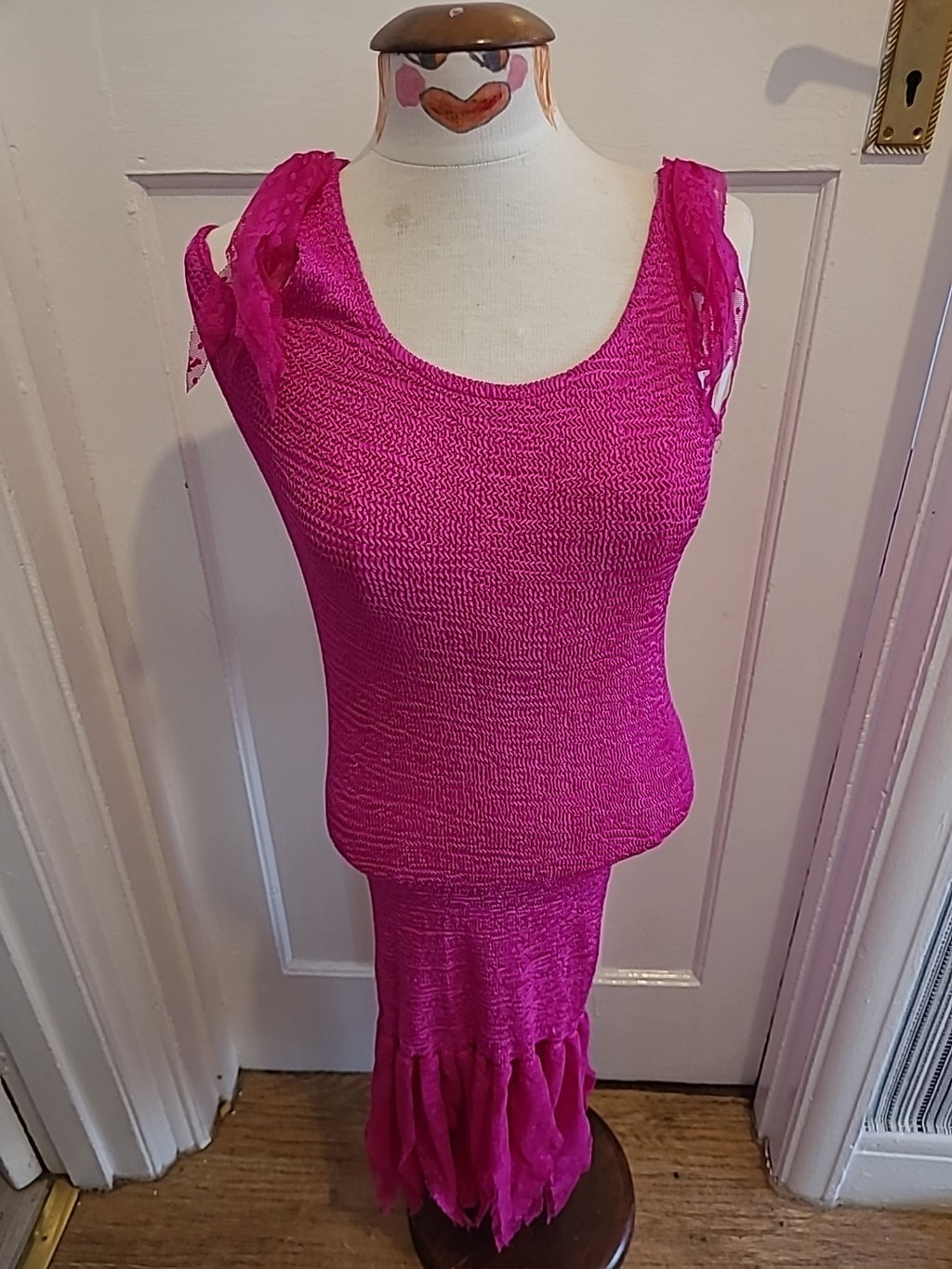 Ladies Day'N'Nite Size Small Pink Cerise Sleeveless Dress