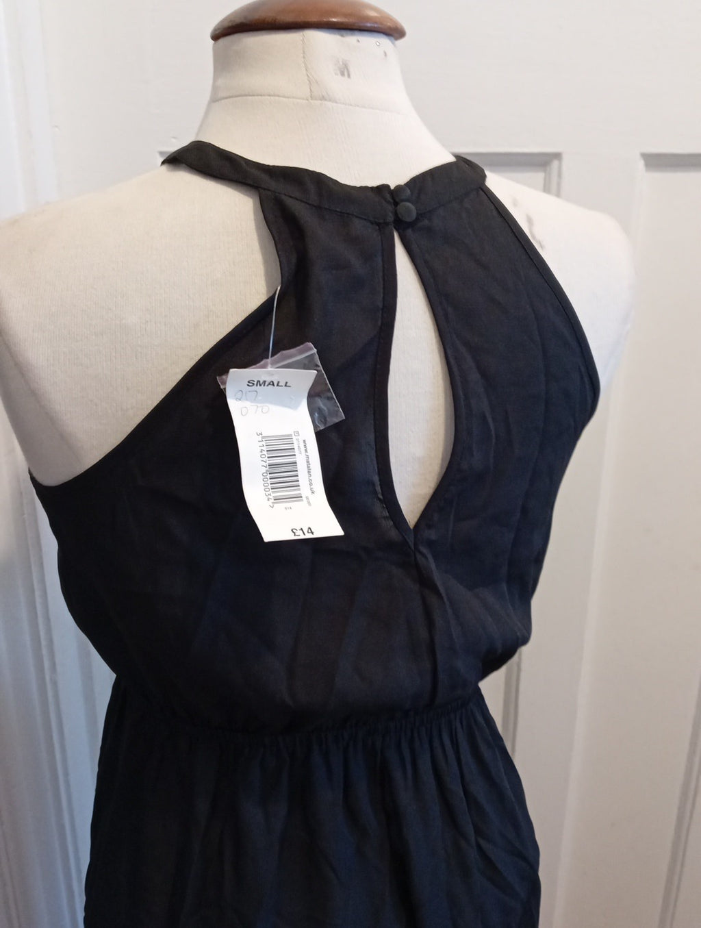 Brand New Ladies Papaya Size Small Multi Chest Black Long Length Dress