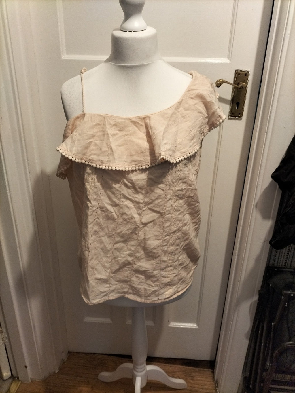 Ladies Indigo Collection Size 16 Pale Peach Short Sleeved Blouse
