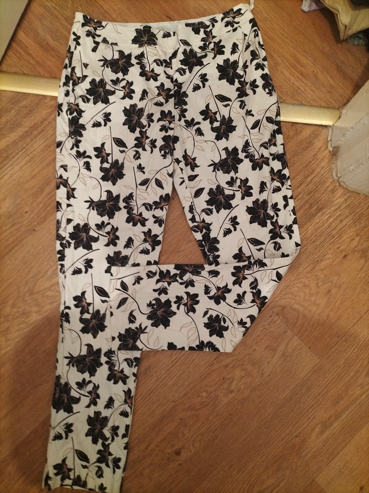Peacocks 10 Floral Trousers Multicoloured