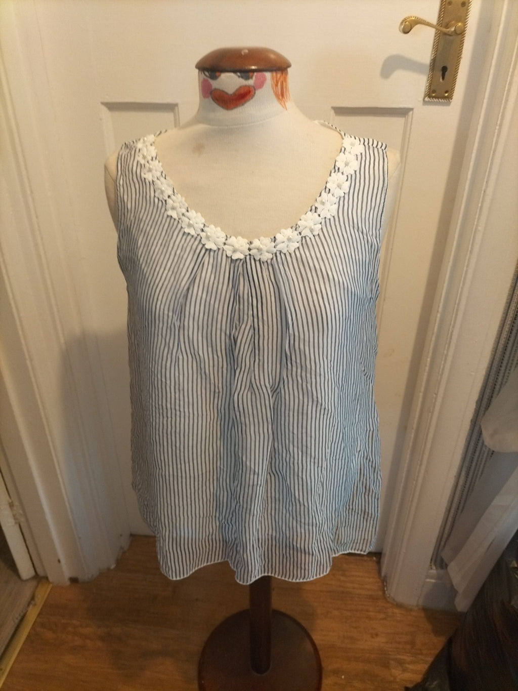 Ladies Rosemarine Size Large Striped Lined Sleeveless Blouse