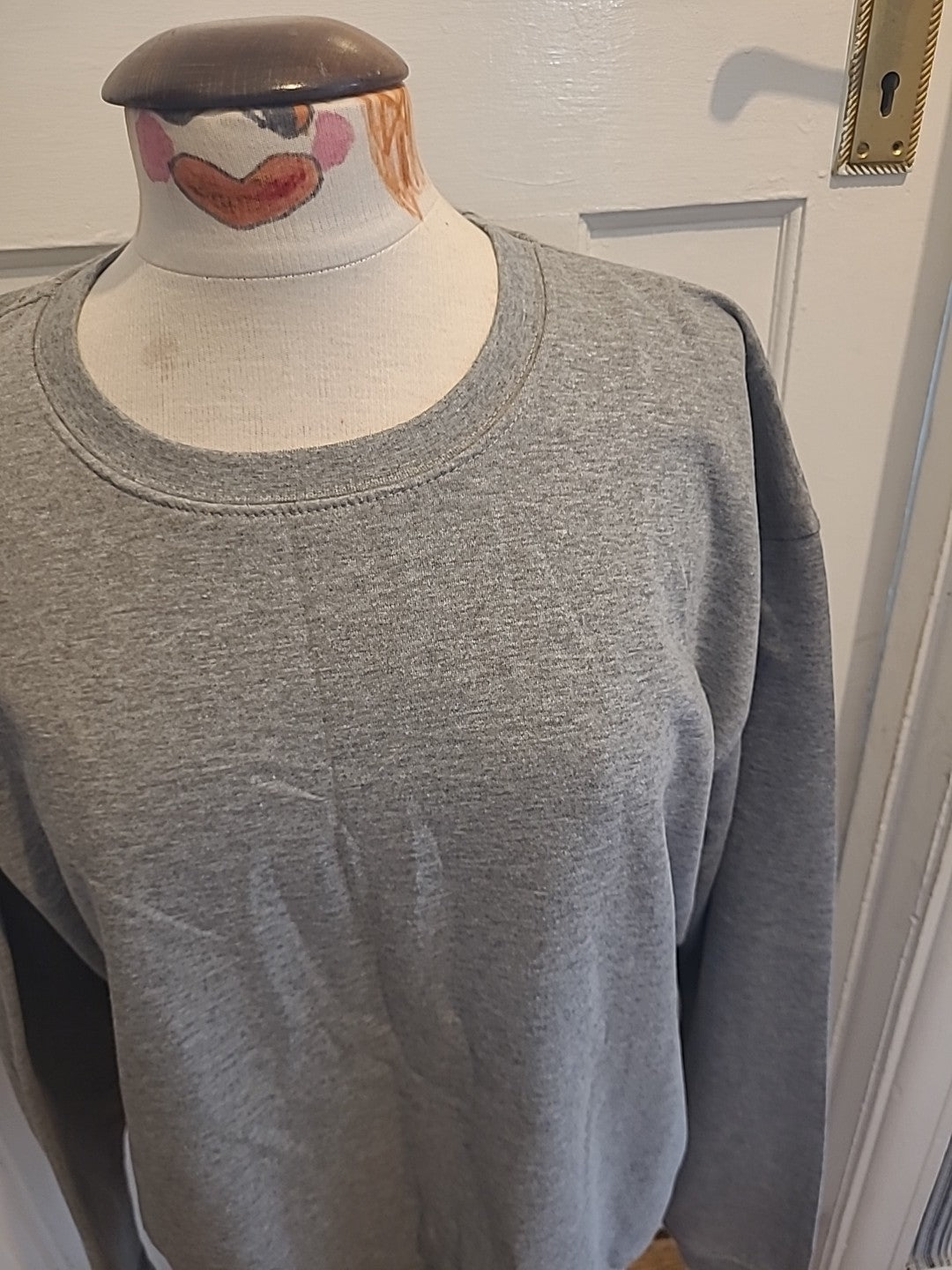 Mens Cis Size 2XL Grey Sweatshirt