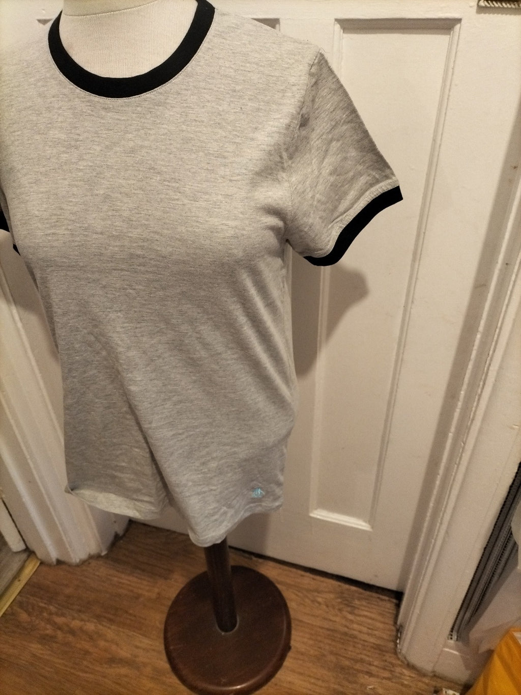 Mens Penguin Size Small Grey Short Sleeved Pyjama Top