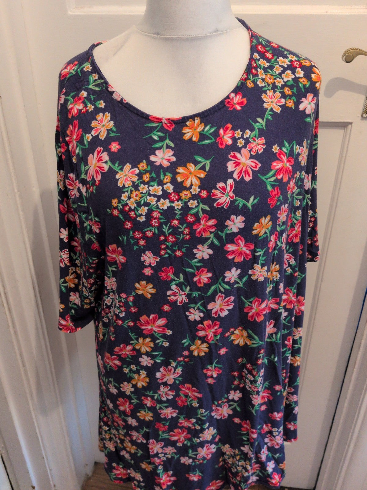 Bonmarche 22 Navy Blue With Bright Flowers Short Sleeve Blouse