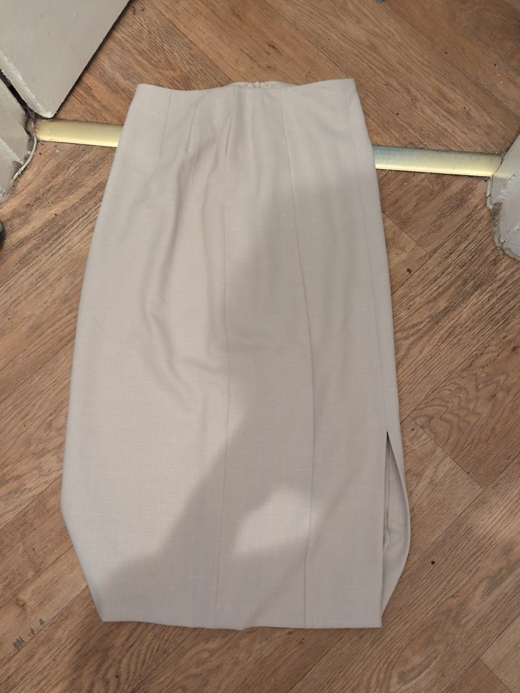 Alexon 12 Natural Lined Skirt Long Length