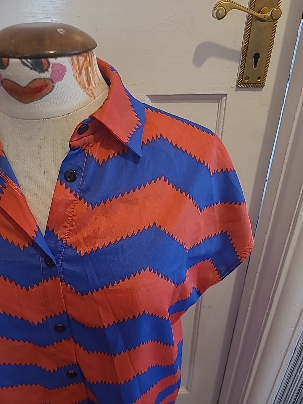 Ladies One&Only Size Small Red Blue Longline Short Sleeved Blouse