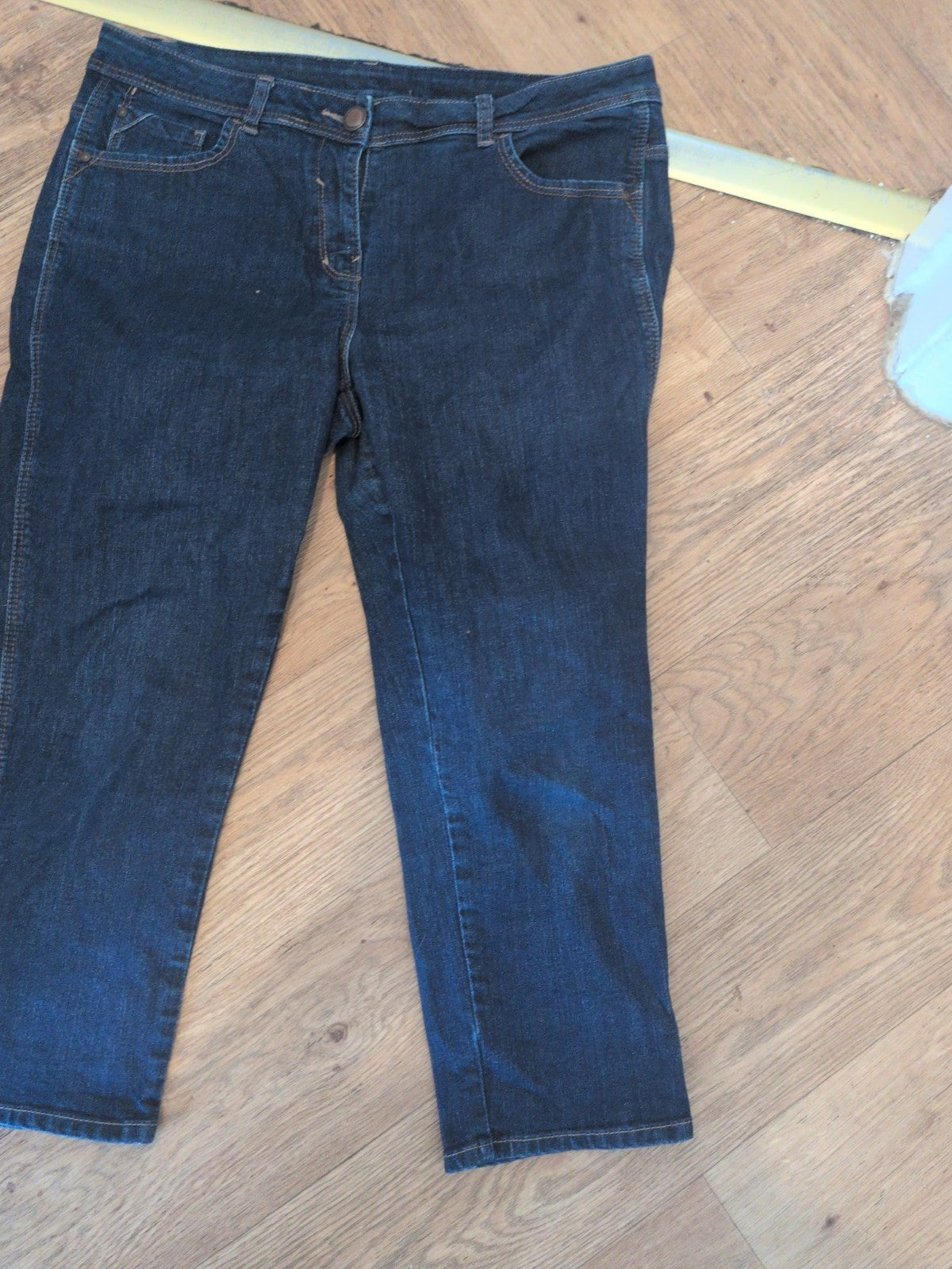 Ladies George Size 14 Denim Cropped Straight Jeans
