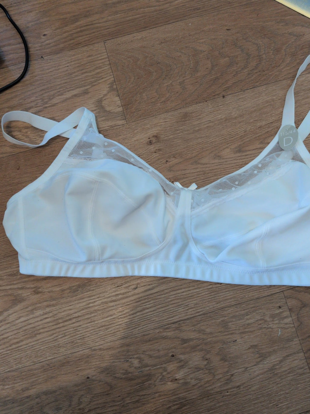 Damart 44D White No Pad No Wire Bra