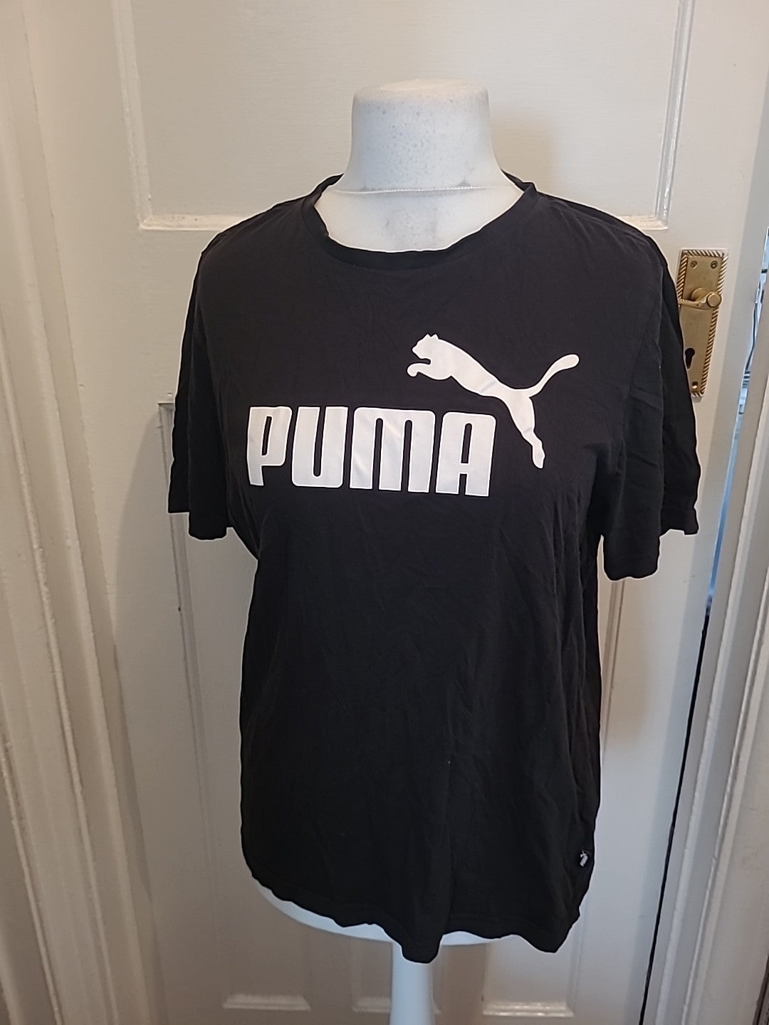 Mens Puma Size L Black With White Print Short Sleeved Tshirt