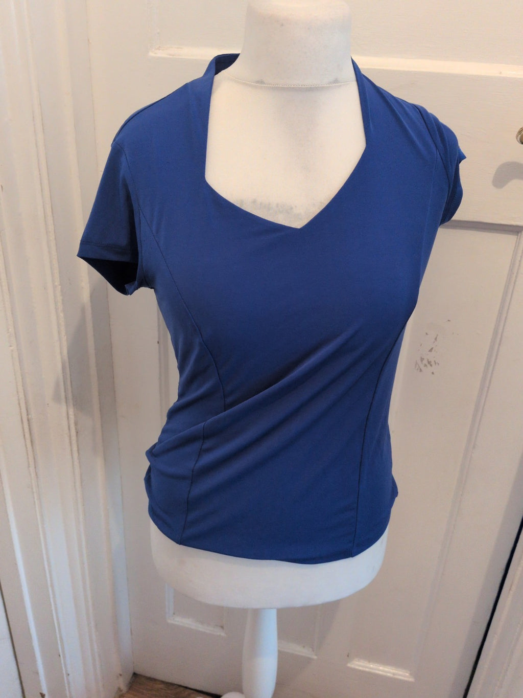 Carmen Marc Valvo medium Blue Short Sleeve T-shirt Blouse
