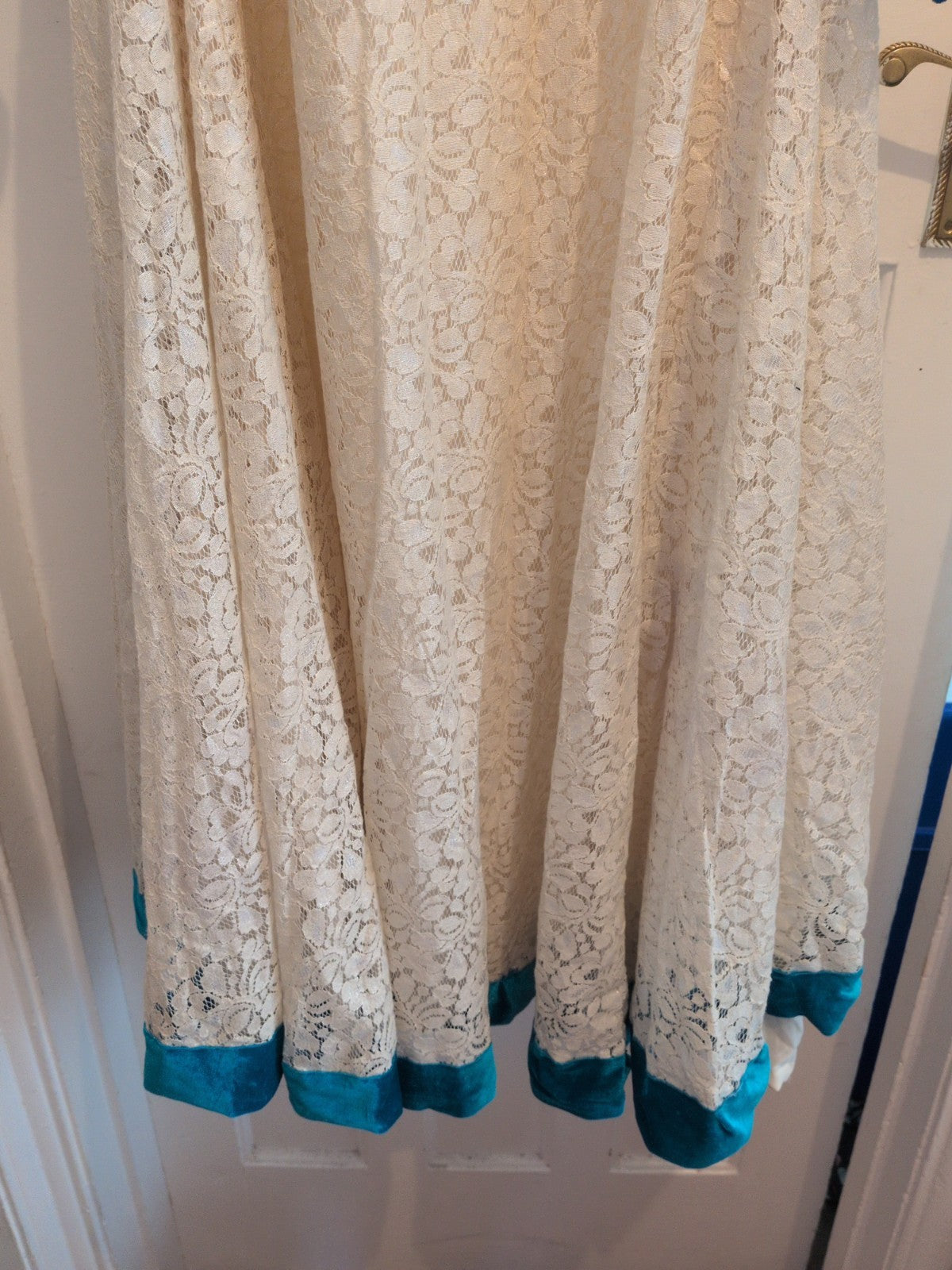 Medium Vintage Cream And Blue Long Length Flare Dress