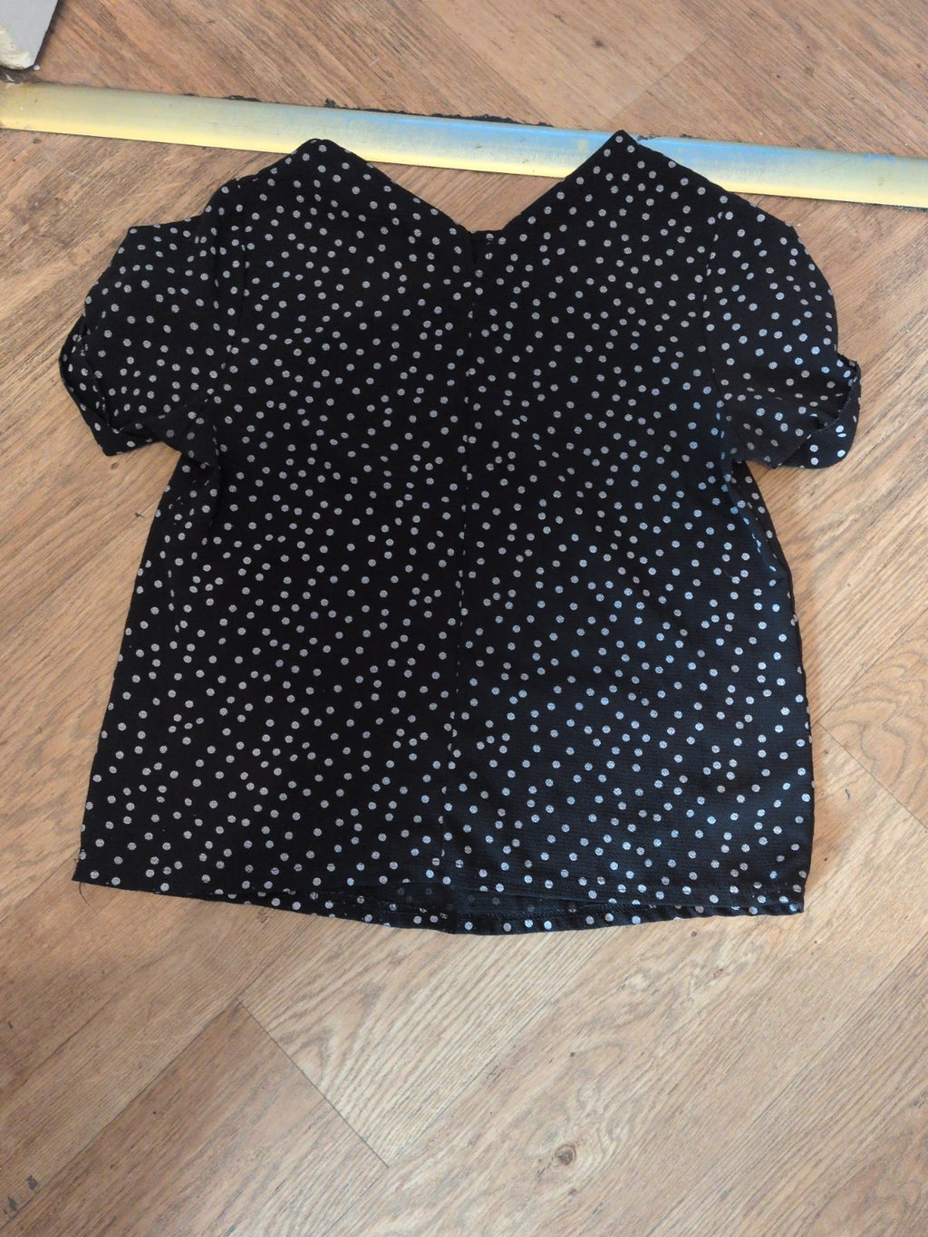 Boohoo 10 Black Spot Short Sleeve Blouse