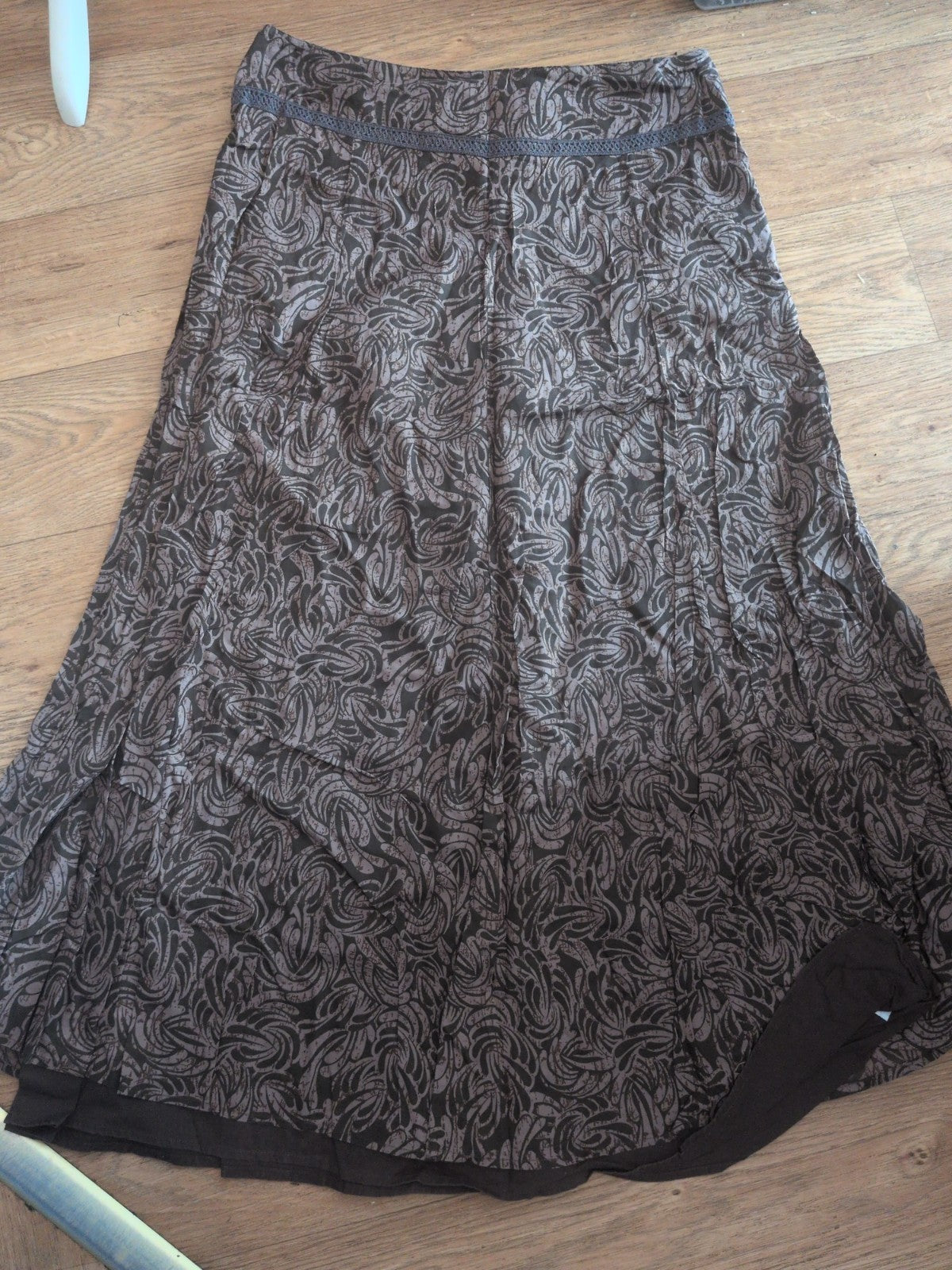 Fat Face 12 Brown Toned Long Length Flared Skirt