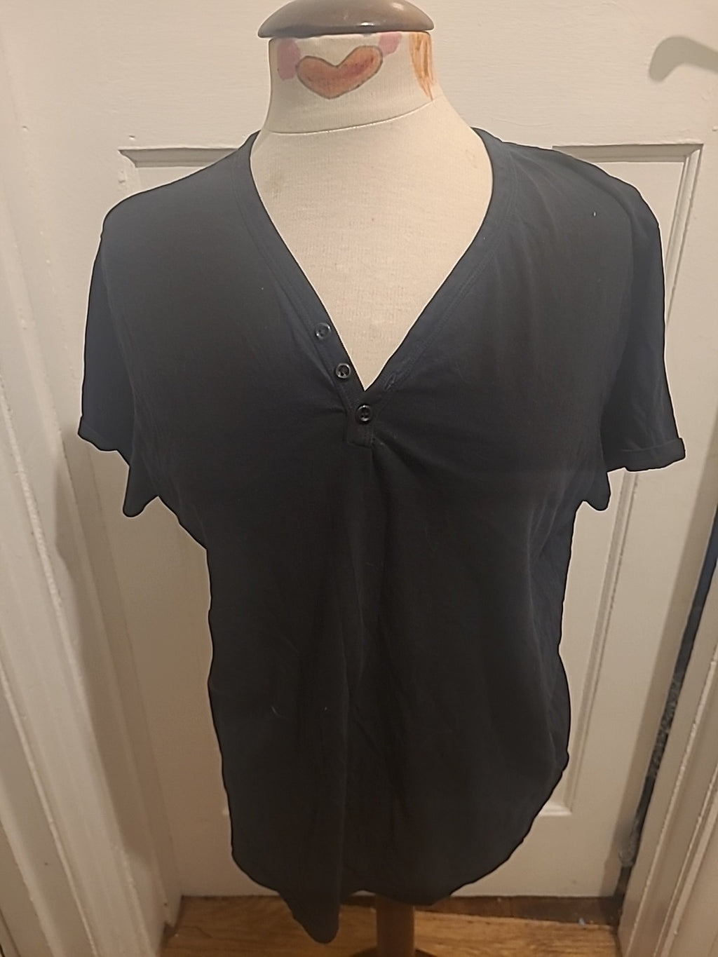 Mens Burton Size Large Black Short Sleeved Tshirt