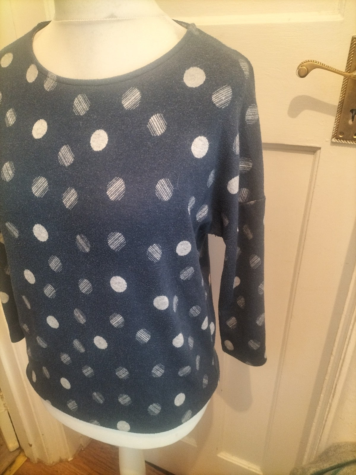 Ladies Tu Size 12 Navy And White Spotted Jumper Well Worn