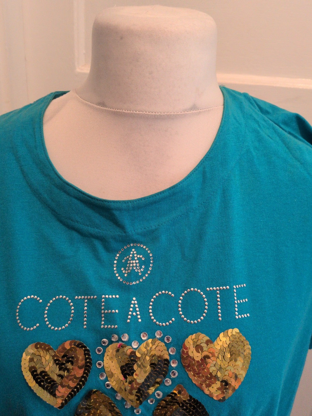 XL Blue Paris With Gold Sequin Hearts Short Sleeve T-shirt