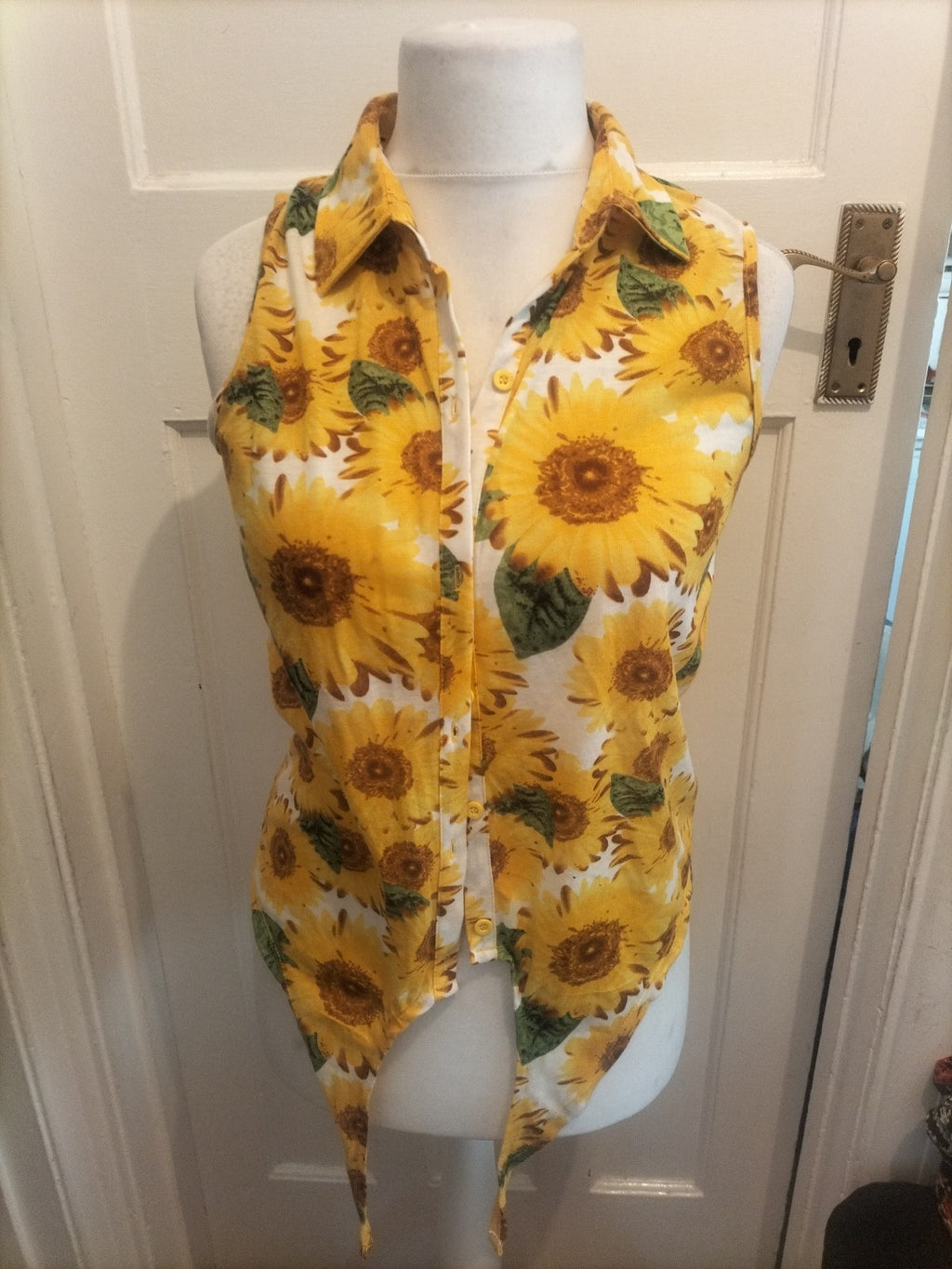 Ladies Primark Size 12 Yellow/Brown Floral Collared Sleeveless Blouse