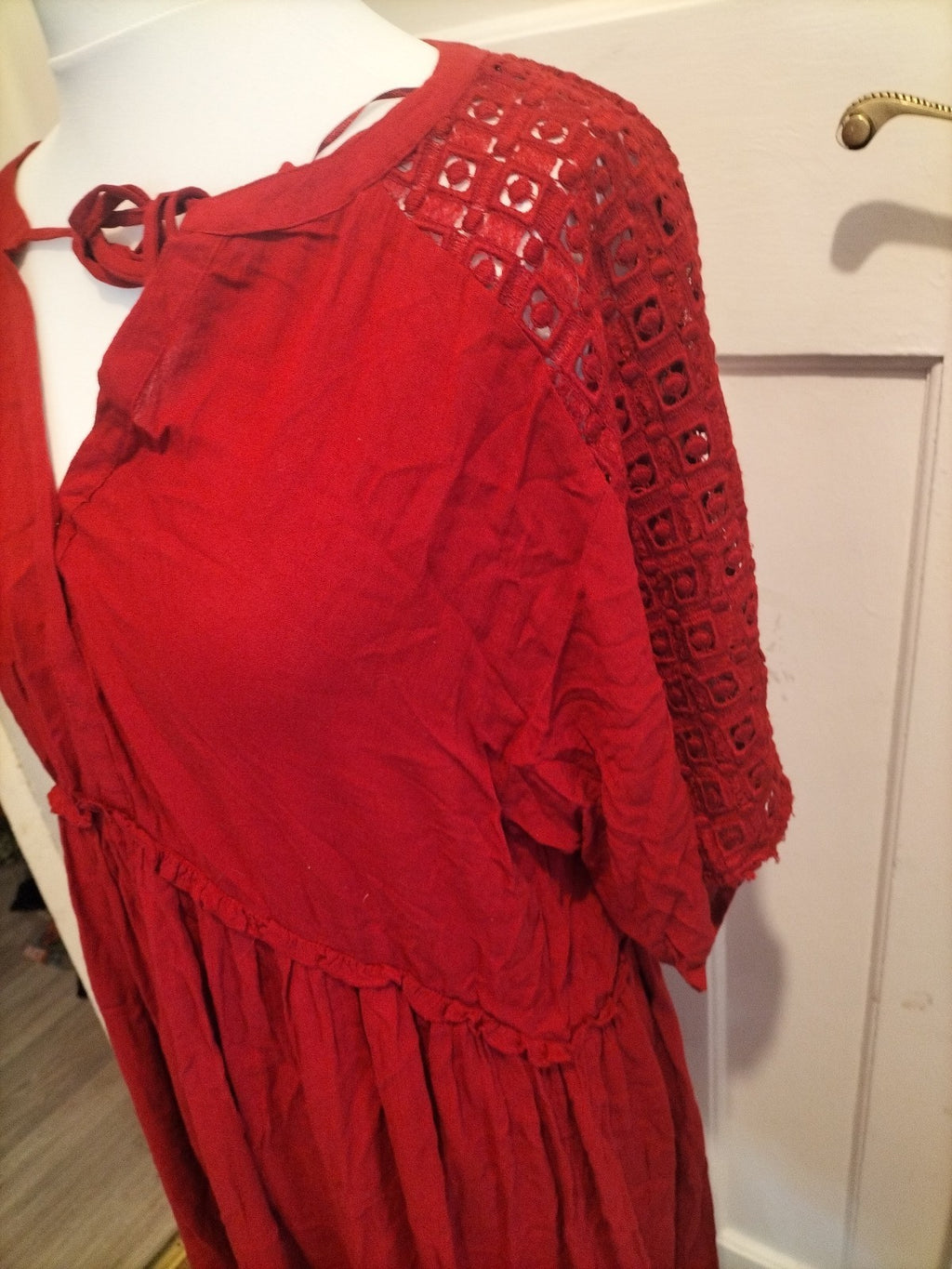 Ladies Matalan Size 18 Deep Red Short Sleeved Patterned Sleeves Dress