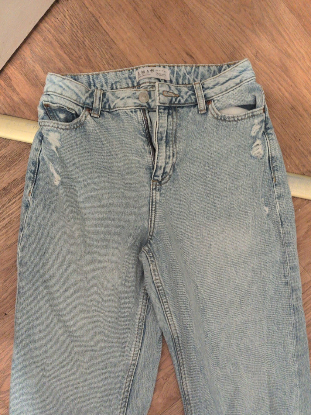Ladies Denim&Co Size 8 Light blue Denim Jeans