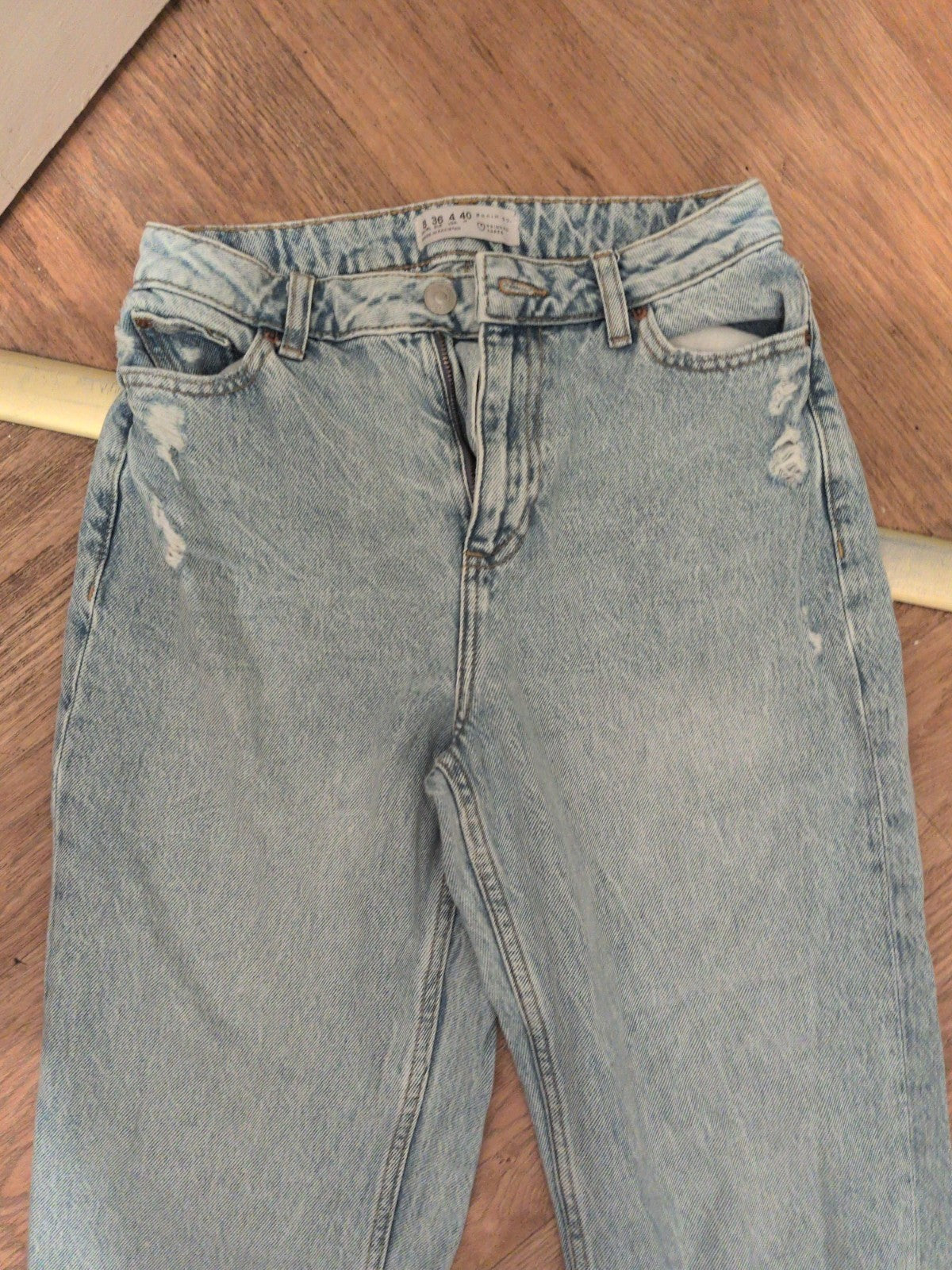 Ladies Denim&Co Size 8 Light blue Denim Jeans