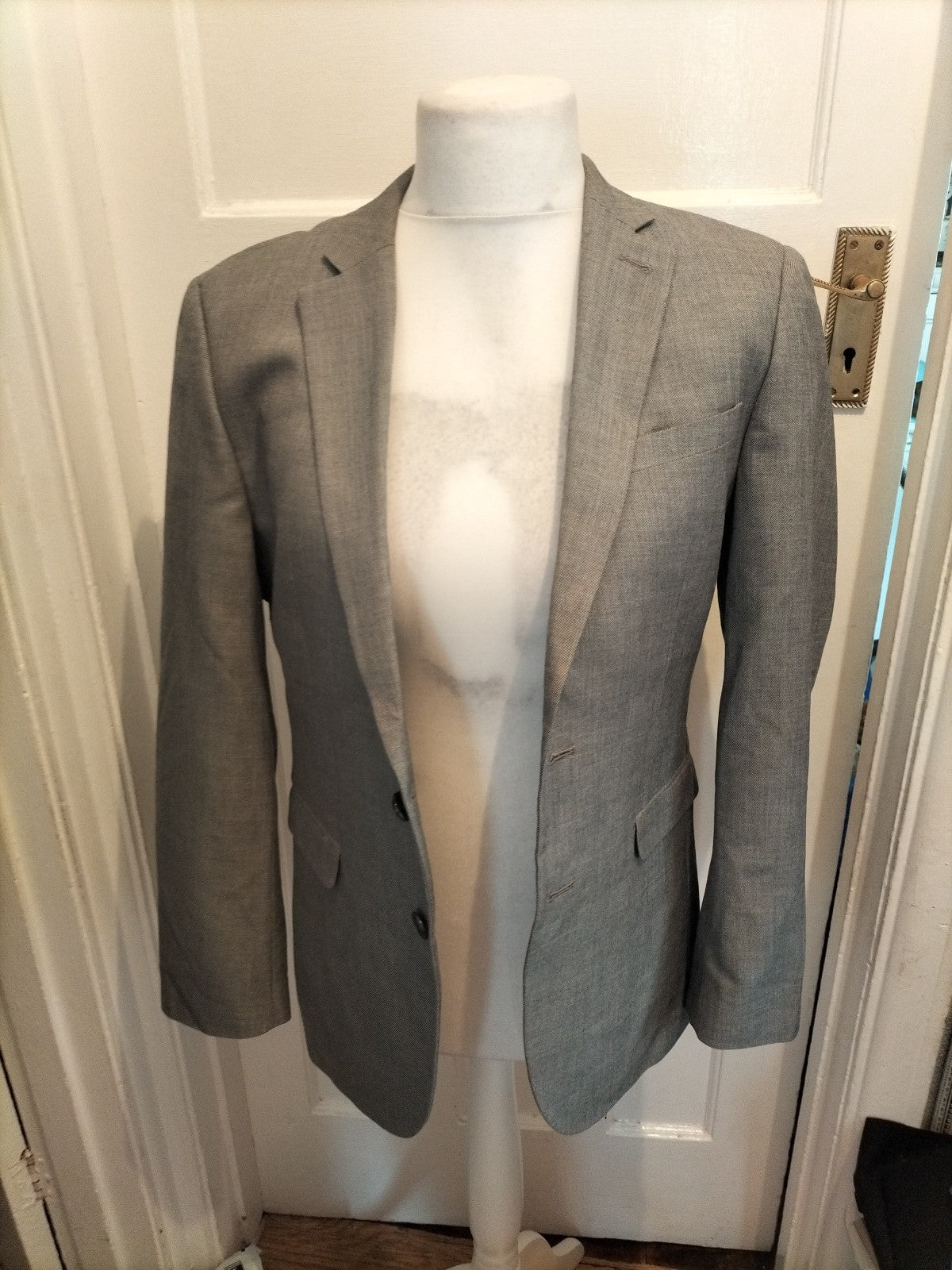 Mens B&W Size 38R Slim Fit Grey Suit Jacket