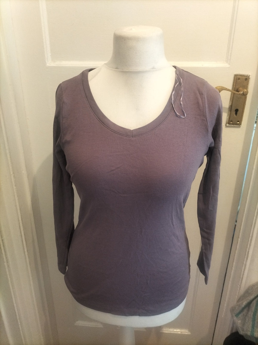 Ladies Originals Size 12/14 Purple Long Sleeved V Neck Blouse