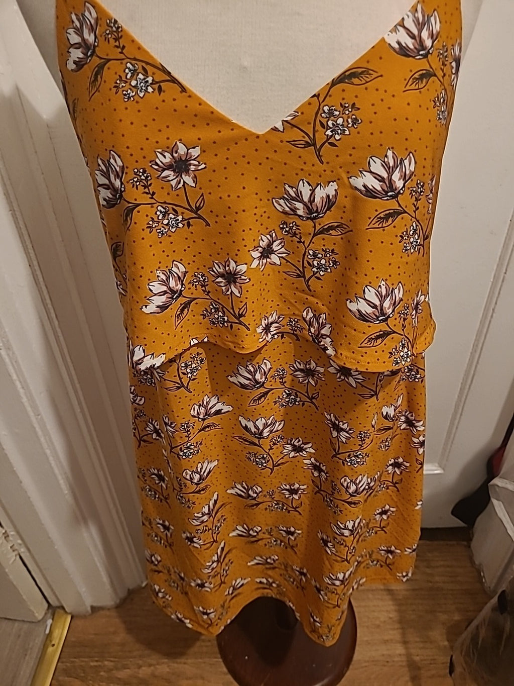 Ladies MNG Size Medium Orange Floral Sleeveless Dress