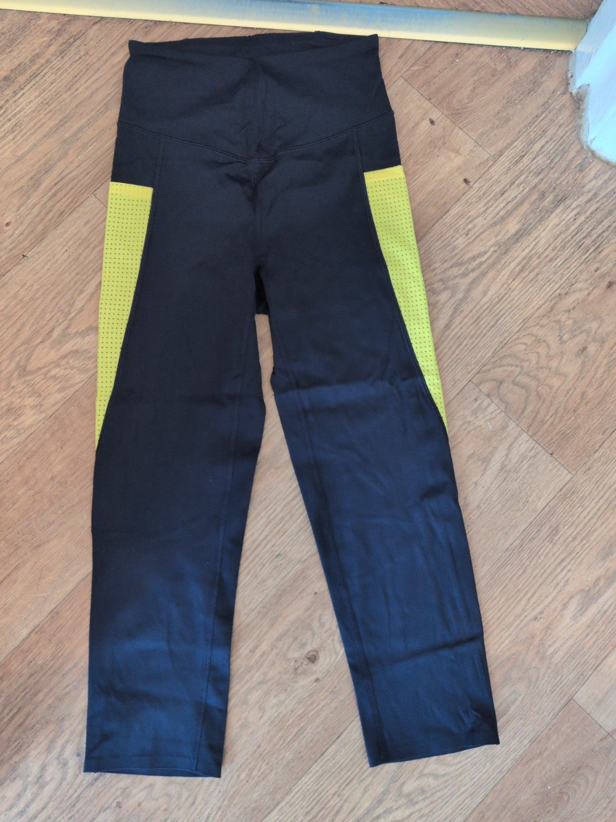 Brand New Good Move 8 Yellow And Navy Leggings