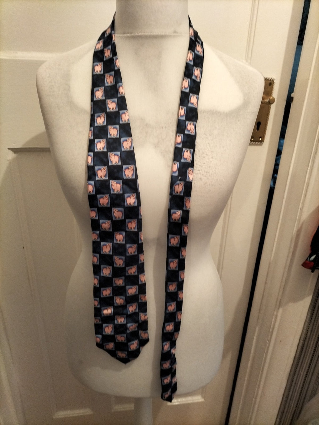 Mens Charles Of London Pig Pattern Tie