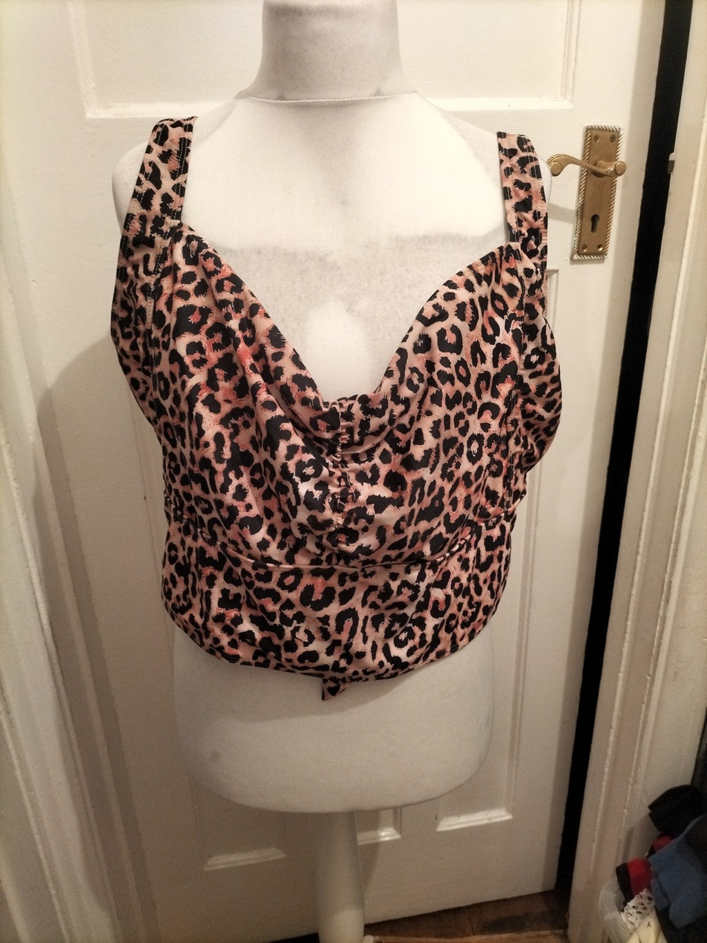 Bloomchic 30 Leopard Print Patterned Sleeveless Top